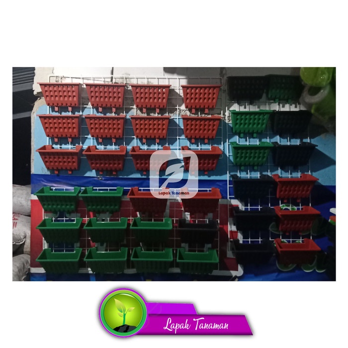 Paket Pot Argo 01 Dan Rak Besi Untuk Taman Vertikal / Vertical Garden