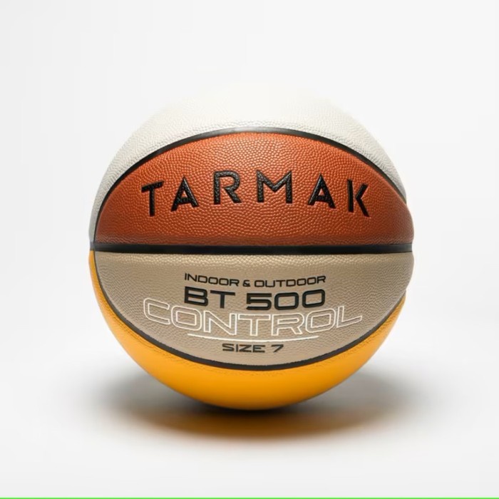 TARMAK Bola Basket Size 7 BT500 FIBA Bola Basket Indoor Outdoor