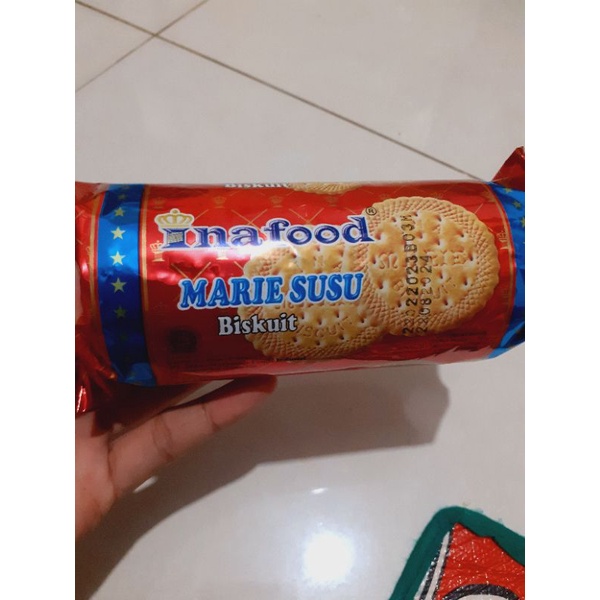 

inafood marie susu biskuit