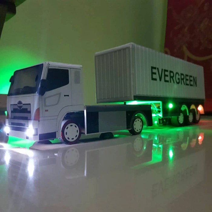 FLASH SALE MINIATUR TRUK KONTAINER REMOTE CONTROL FULL LAMPU RC TRUK OLENG TREK M TERLARIS