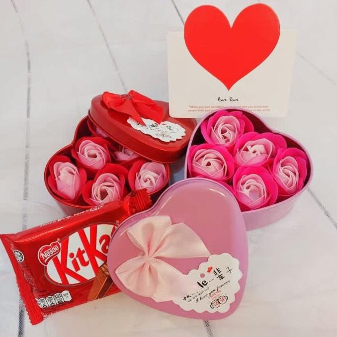 

Promo Heart Gift - Promo 2In1 Bunga Valentine - Kado Bunga Dan Coklat