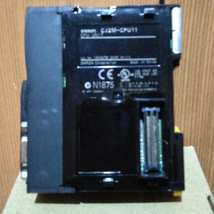 PLC omron CJ2M-CPU11