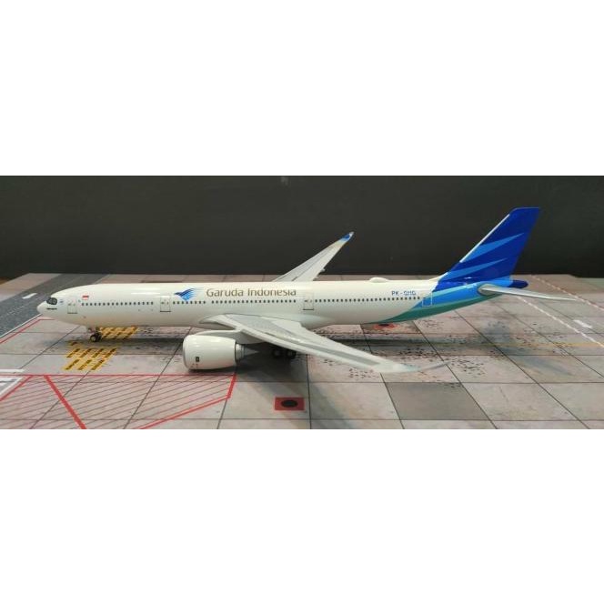 Diecast Pesawat Garuda Indonesia A330-900Neo Risesoon(Plastik) 1:200