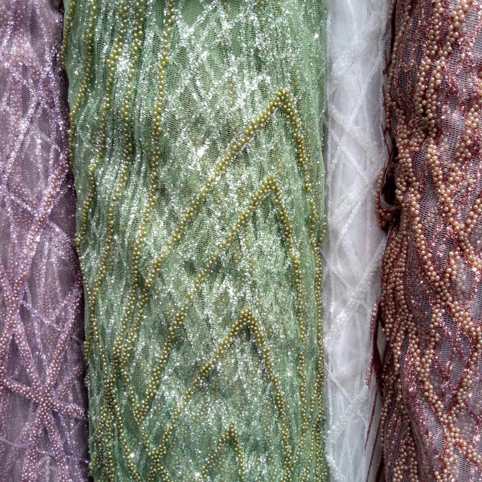 Terlaris Kain Tile Payet,Bahan Kebaya,Blouse,Gamis/Tile Cundy Cras/Brokat