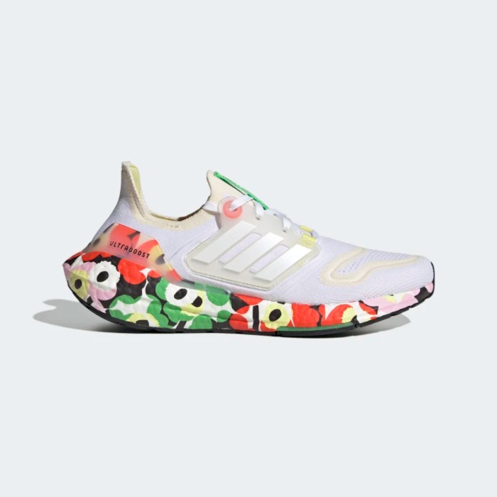 Sepatu Adidas Ultraboost 22 X Marimekko Cloud White Women Original