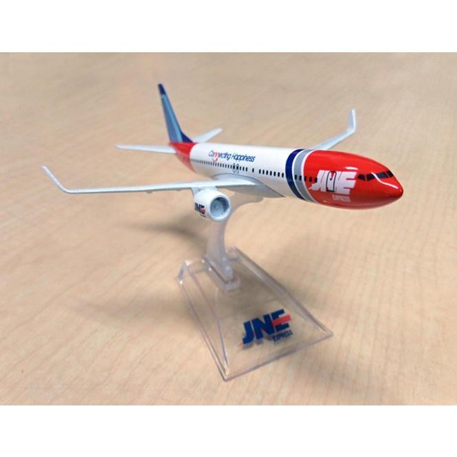 Ready Stock Replika Miniatur Diecast Pesawat JNE j Produk Terkini Murah Banget.