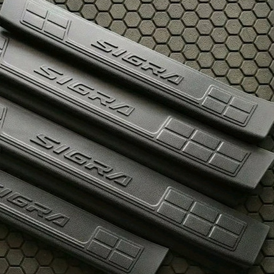 Best Seller sill plate sillplate samping PINTU + LEM daihatsu sigra plastik ABS HITAM 2023 2022 2021