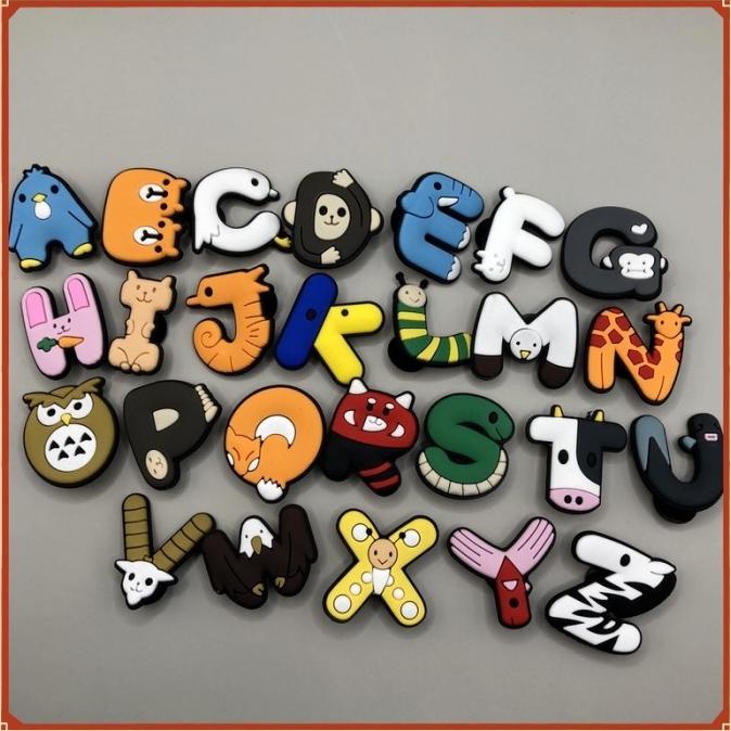 PIN SANDAL CROCS JIBBITZ HURUF KARAKTER HEWAN HIASAN SENDAL CHARMS 182