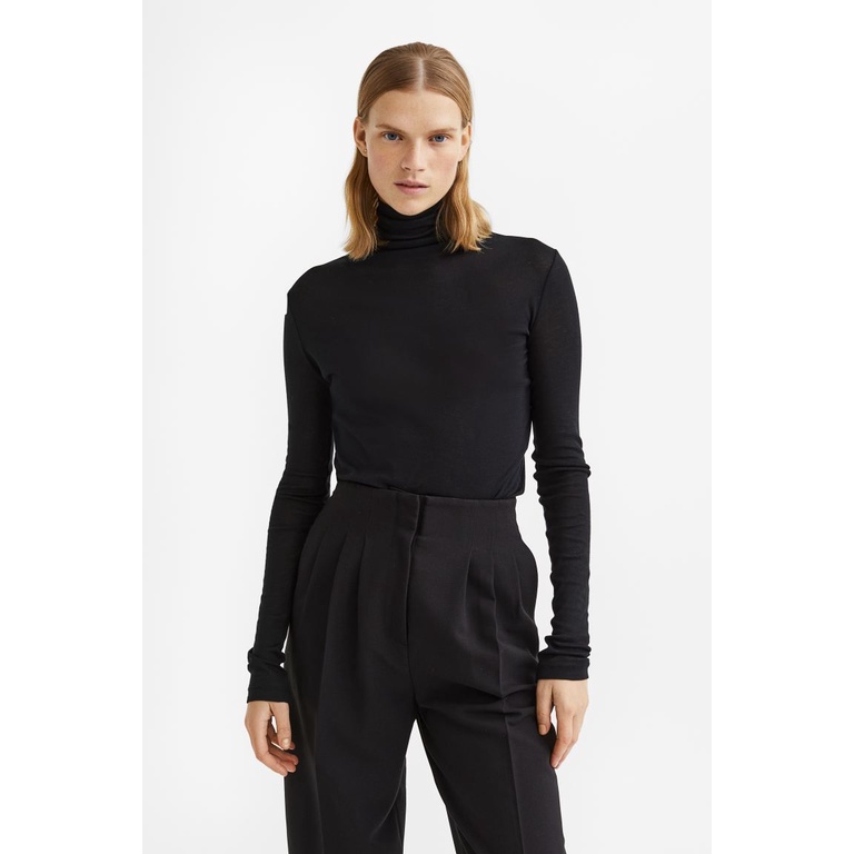 H&amp;M Cotton Highneck Top