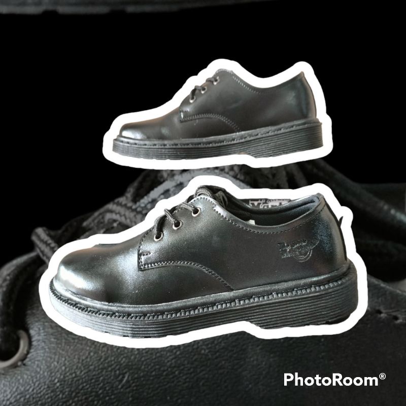 BOOT HITAM 3HOLE PRIA WANITA SEPATU TALI INSOLE KACA TERLARIS UK 36-45