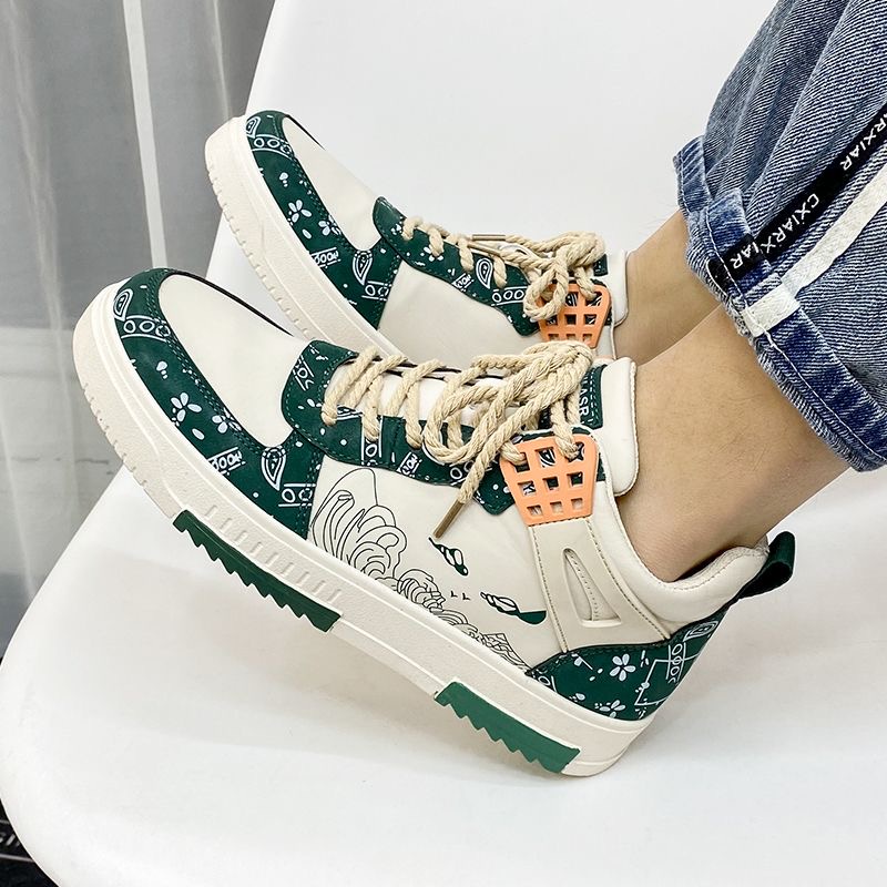 Highland Sepatu Pria Sneakers Casual Kekinian Sepatu Jalan Tali Sepatu Cowok Olahraga Sekolah Shoes Sport Running Men  KSR115