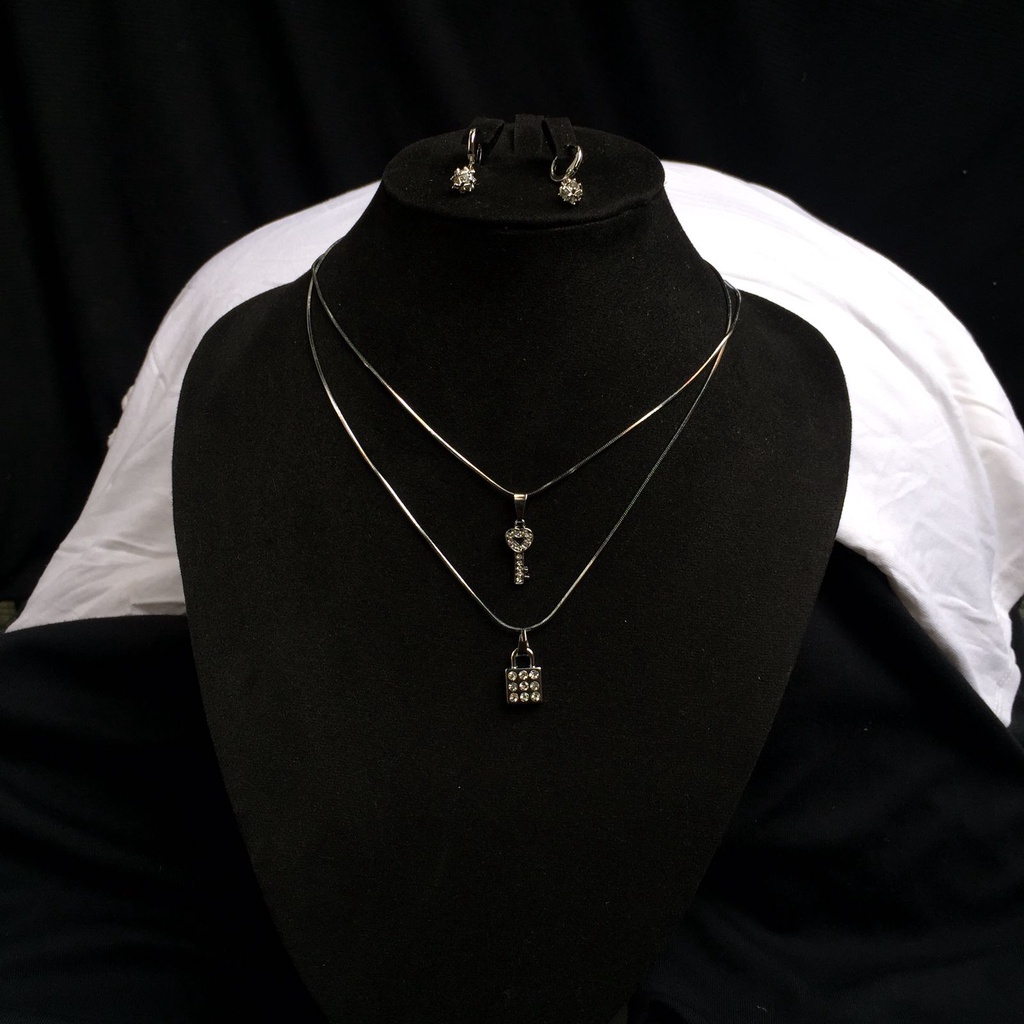 Kalung Couple Gembok Kunci Liontin Kalung Fashion Wanita Kalung Titanium Couple  People Couple kalun