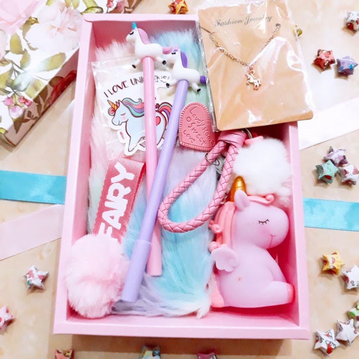 

Best Seller Paket Giftbox / Hampers /Hadiah Pastel Unicorn 1 (Premium) Pacar Cewek