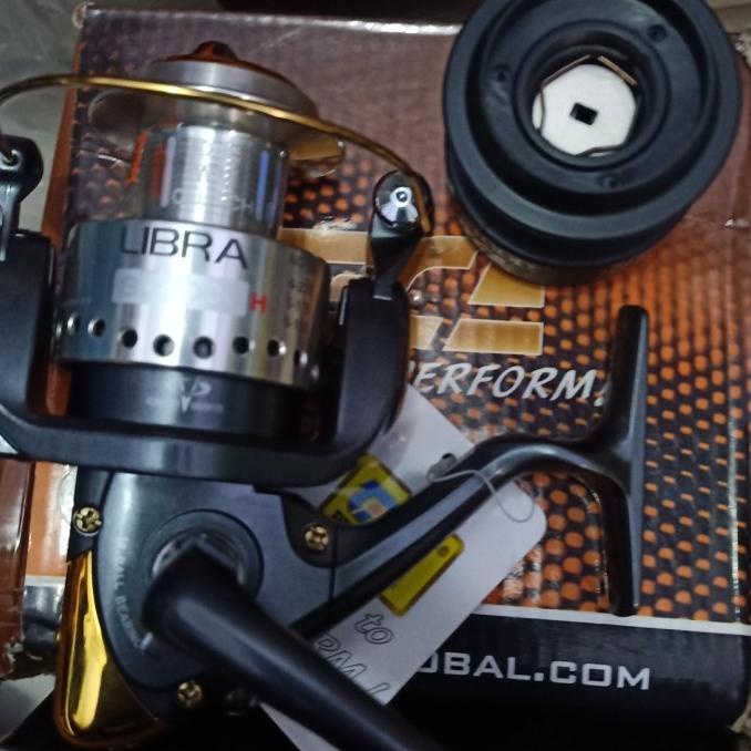 reel tica libra SA 4000H