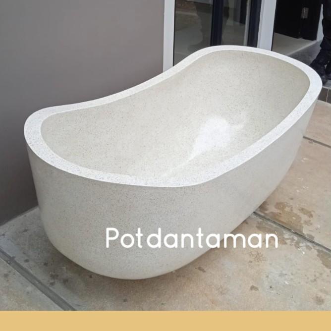 Standing Bathtub