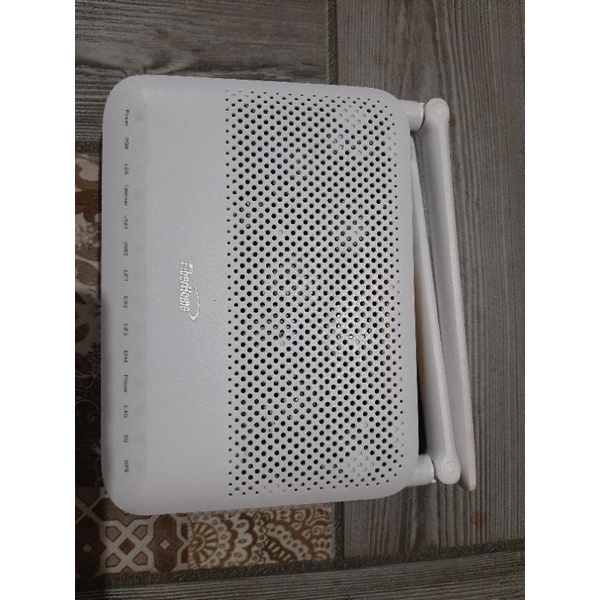 ONT Fiberhome HG6145D2.