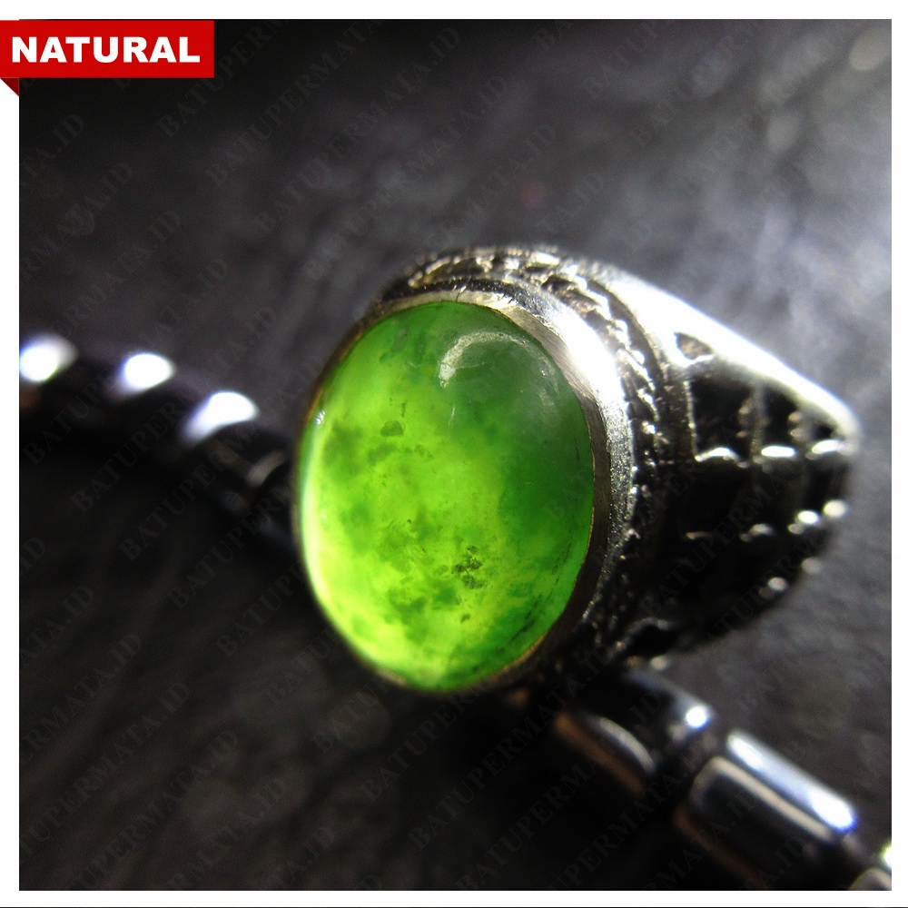 IDOCRASE SUNGAI DAREH LUMUT ACEH - CINCIN BATU PERMATA NATURAL