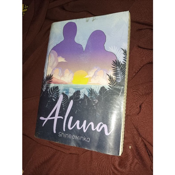 

preloved novel aluna - Shineeminka