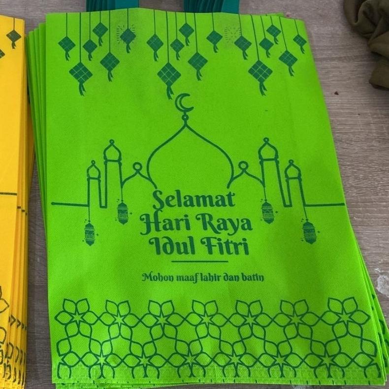 

Tas Lebaran Idul Fitri Spunbond 30X40 Cm Isi 12Pcs Promo Best Seller!