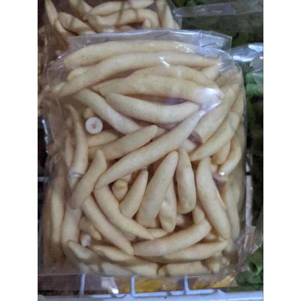

Aneka kue lebaran manis, asin, pedas