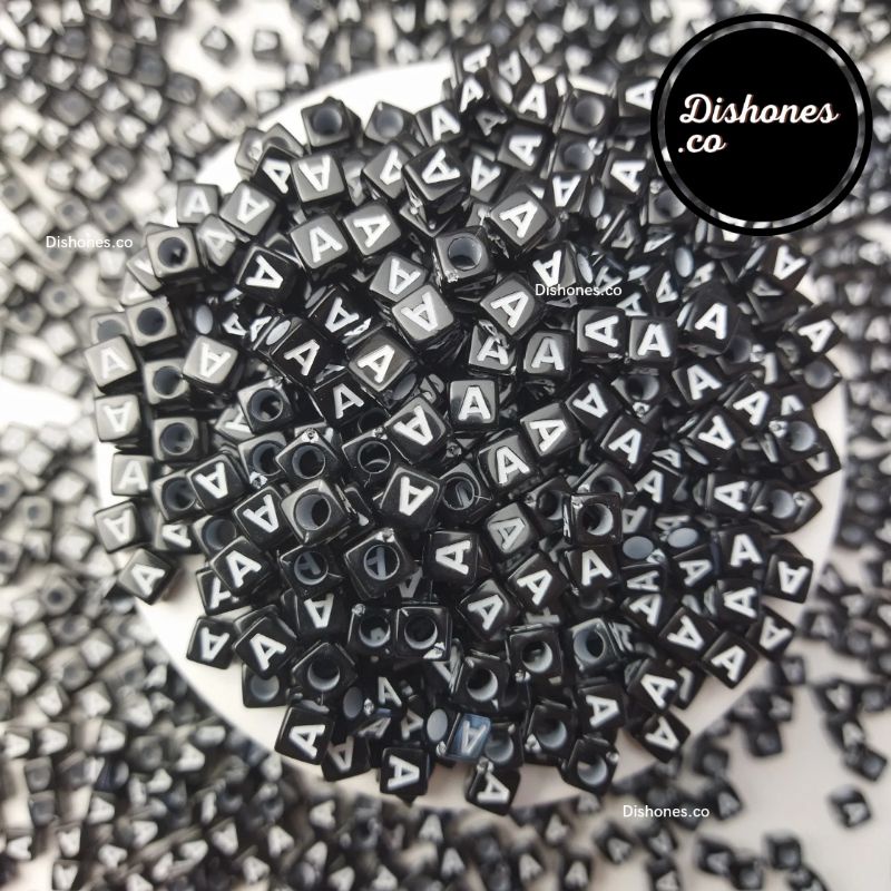 (100PCS) Manik Manik Hitam Huruf A Kotak Persegi / Manik Manik 6*6 Hitam AAA