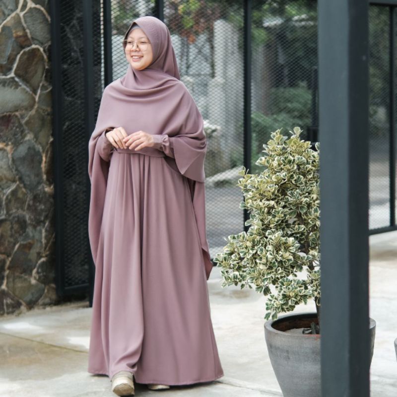 Set Alily ( Gamis Ayumi dan Khimar Alily PET) Hijab Alila