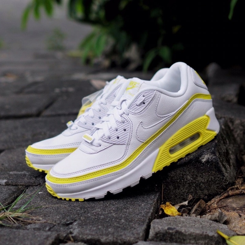 ORIGINAL N1KE AIR MAX 90 x UNDEFEFATED WHITE YELLOW