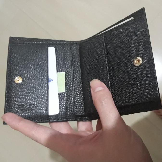WALLET MINI DOMPET KECIL BIFOLD BI FOLD LIPAT KULIT SAFFIANO PRADA