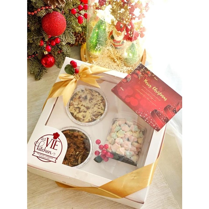 

Joyful Christmas Hampers