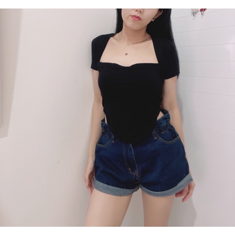 Croptop square oval lengan pendek | croptop square oval wanita | atasan crop leher kotak body square | korean fashion wanita | aquarius boutique89