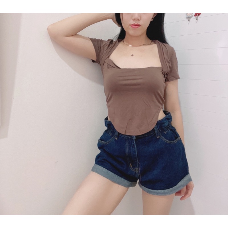 Croptop square oval lengan pendek | croptop square oval wanita | atasan crop leher kotak body square | korean fashion wanita | aquarius boutique89