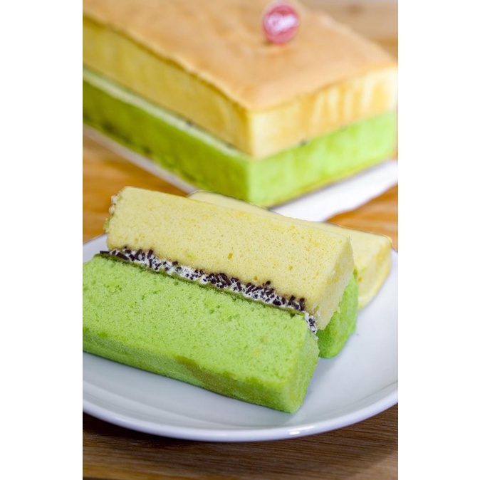 

Bolu Lapis Premium Muja Bakes
