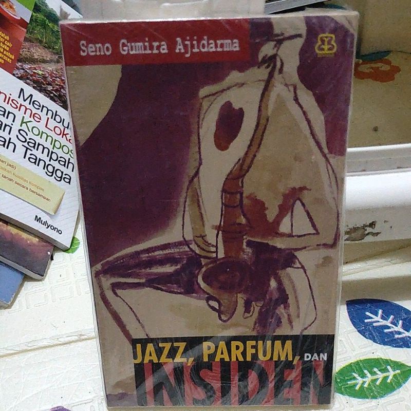 original buku novel jazz, parfum dan insiden