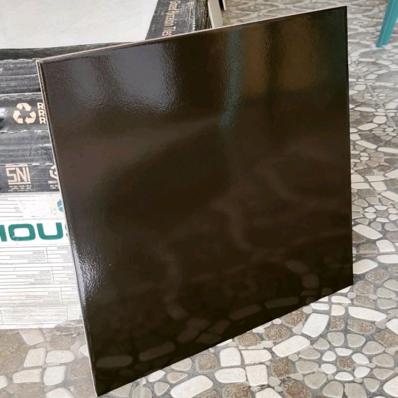 Keramik Lantai Hitam Polos 50x50 Uno Zenith BK Pare Kediri