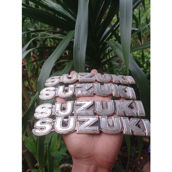 emblem tank Suzuki a100