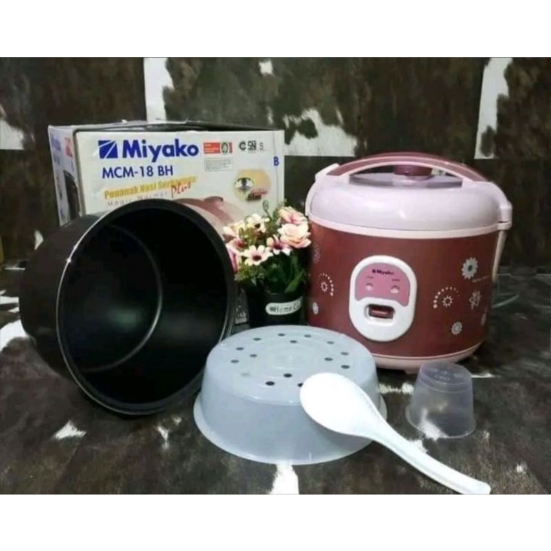 *Magic Com Miyako MCM 18 BH