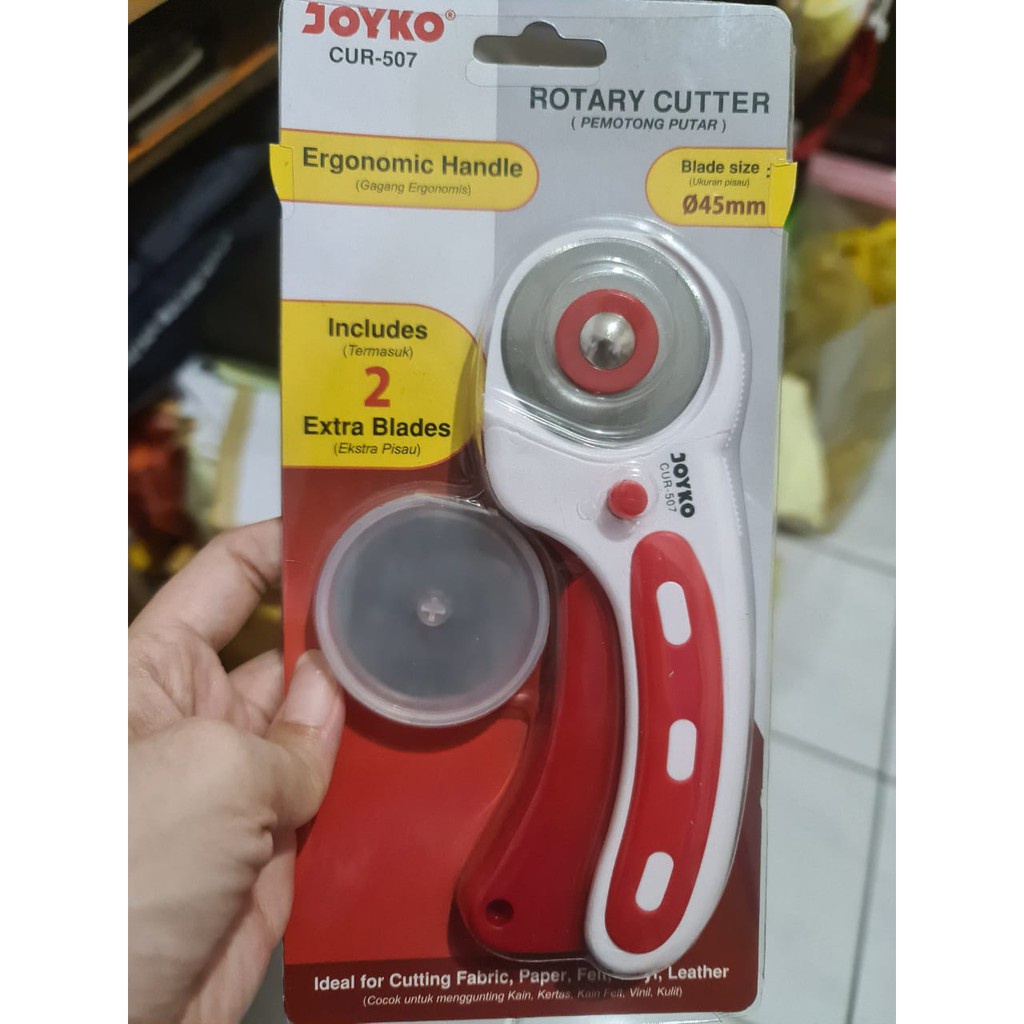 

Joyko CUR-507 Pemotong Putar Rotary Cutter Kain, Kertas, Felt, Vinil, Kulit