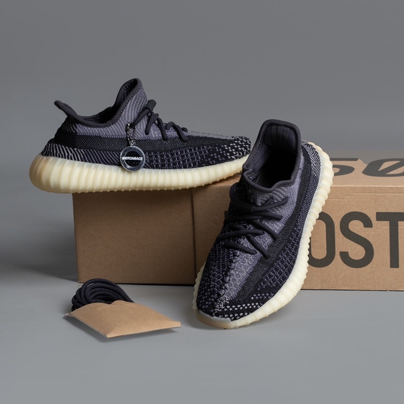 Yeezy Boost 350 V2 Carbon