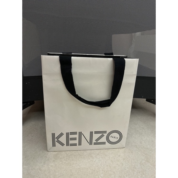 

Kenzo paperbag