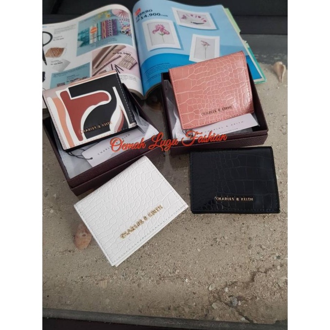 Terbaik Dompet Wanita Ck / Ck Printedshort Mini Wallet Original