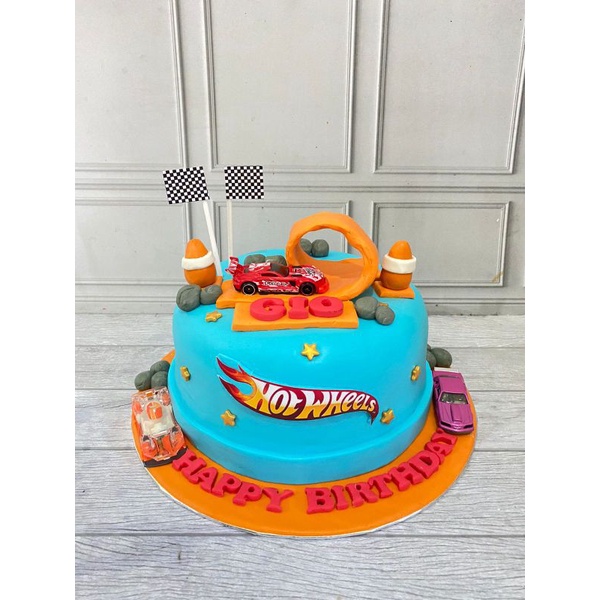 

CUSTOM cake ultah / kue ulang tahun fondan 20cm tema Hot wheels