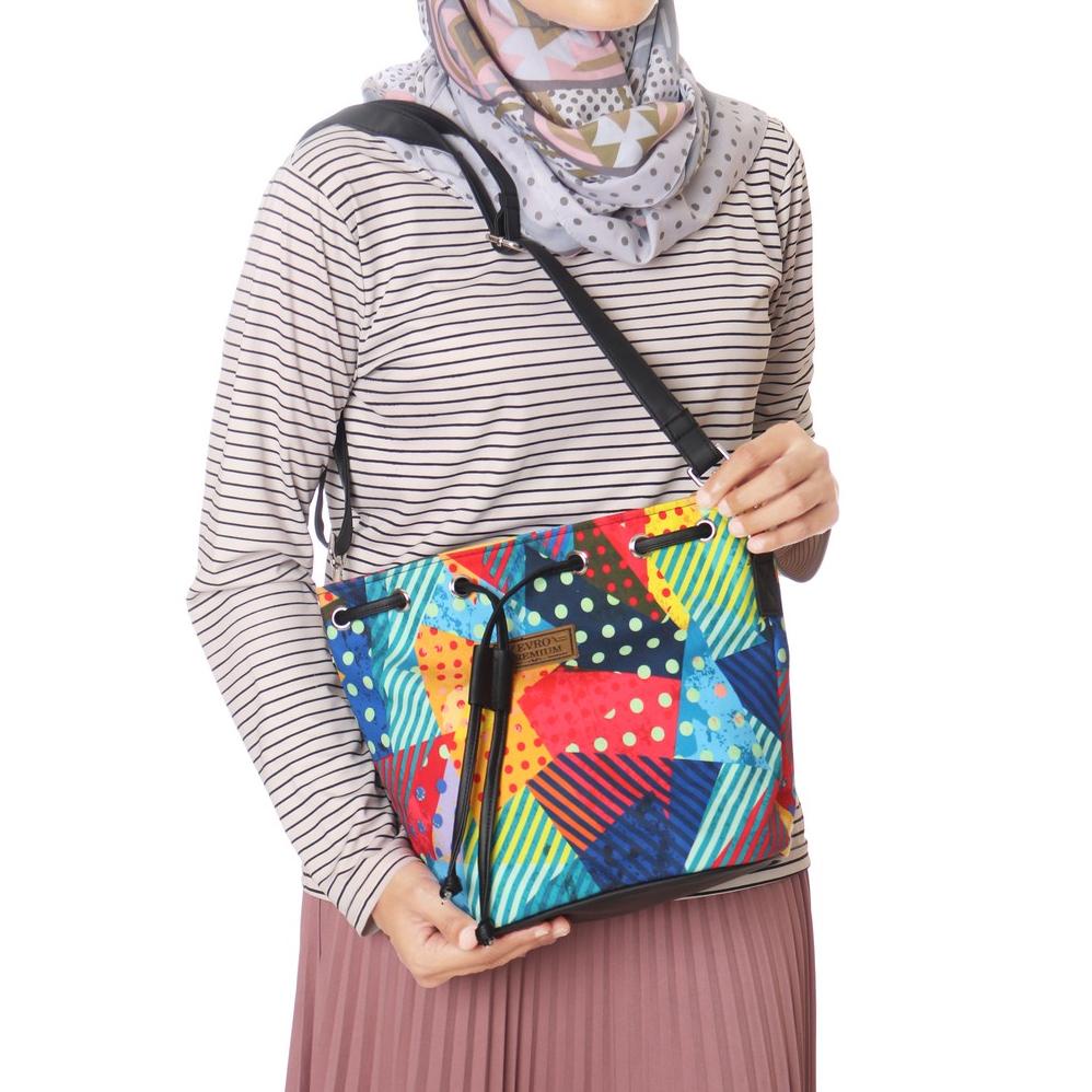 

Limited Serut Tripigo