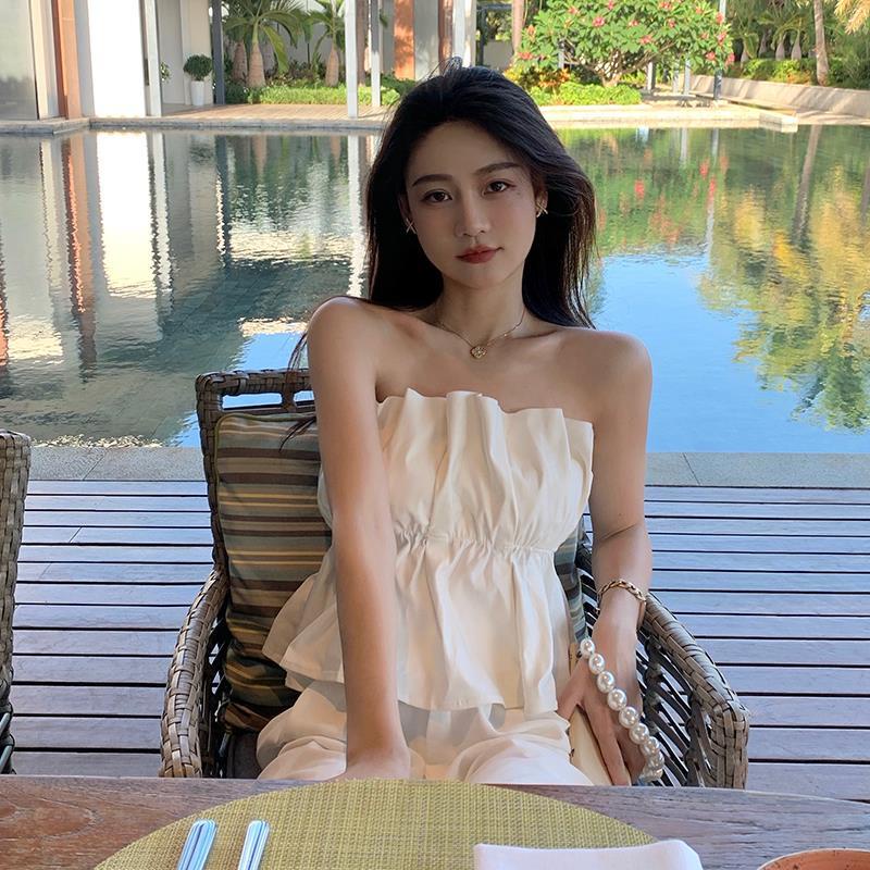 Red Putih tabung top pakaian luar strapless dibungkus dada 2021 musim panas baru lipit desain one-shoulder top