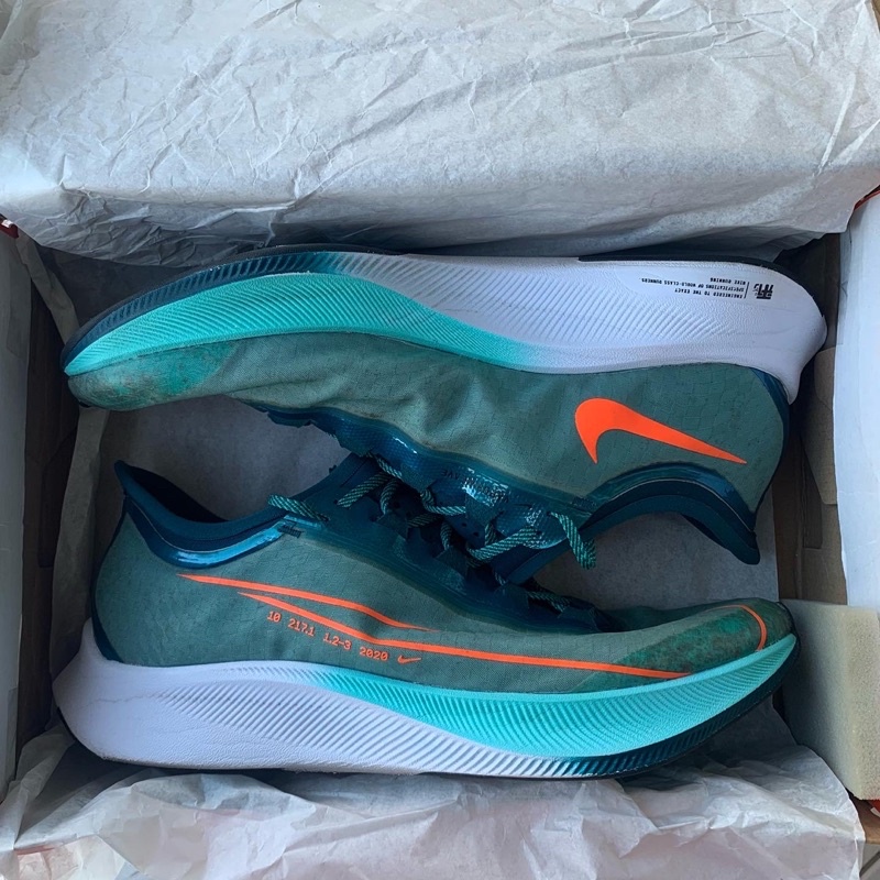 Running Nike Zoom Fly 3 bekas original