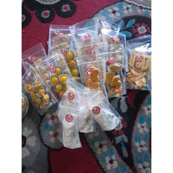 

kue kering berat 80gm