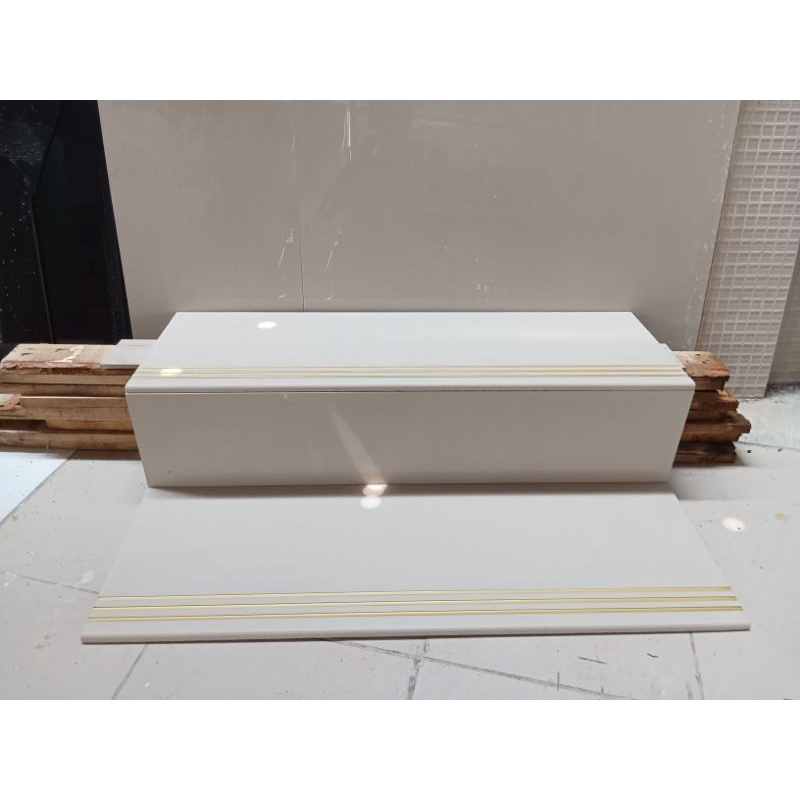 Granit anak tangga 30x90/20x90