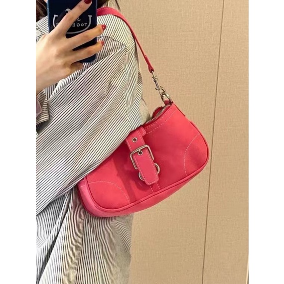 Red Niche design retro rose red bag bag nostalgia satu bahu ketiak Hyuna tas mahjong antik yang sama