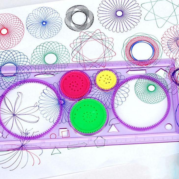 

Dijamin Ori Spirograf Stensil Penggaris Dengan Bentuk Spiral Geometrik 362: