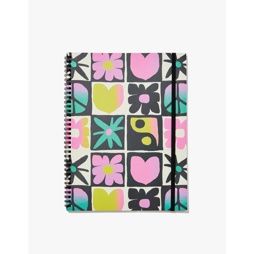 

TYPO - A4 SPINOUT NOTEBOOK .