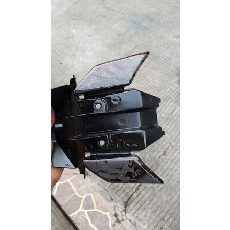 cover spakbor belakang vario 125/150 new carbon forged